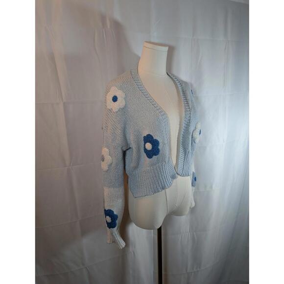 SHEIN Cropped Flower Cardigan in Light Blue Women's Size Small - Picture 1 of 7